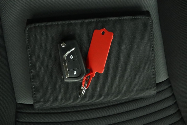 Toyota Yaris - 1.0 VVT-i Energy 11