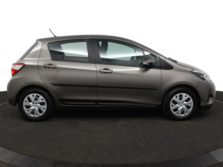 Toyota Yaris - 1.0 VVT-i Energy 13