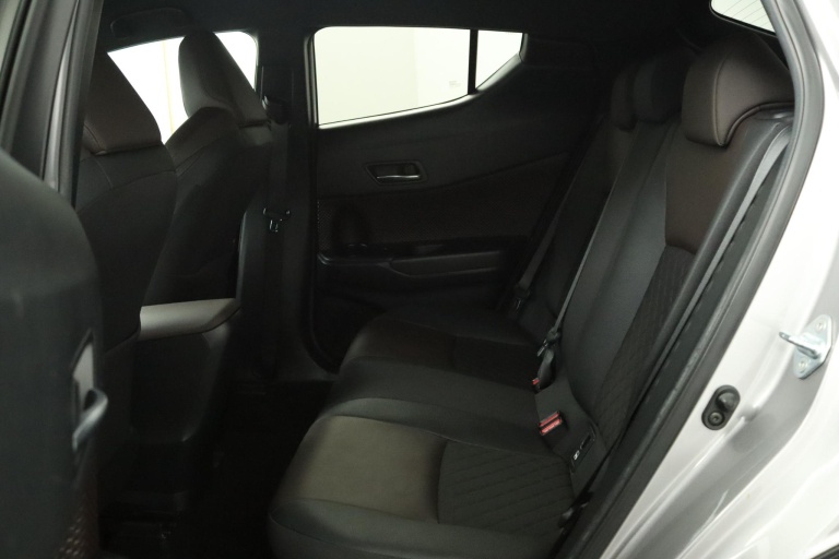 Toyota C-HR - 1.8 Hybrid Premium 18