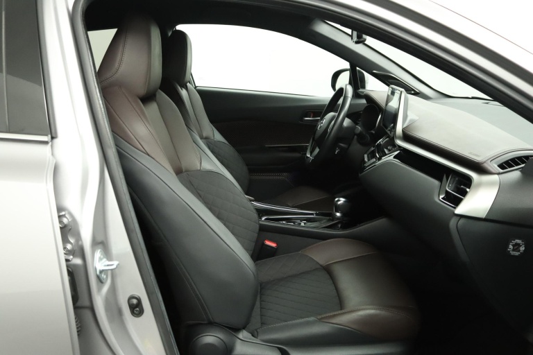 Toyota C-HR - 1.8 Hybrid Premium 22