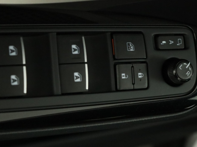 Toyota C-HR - 1.8 Hybrid Premium