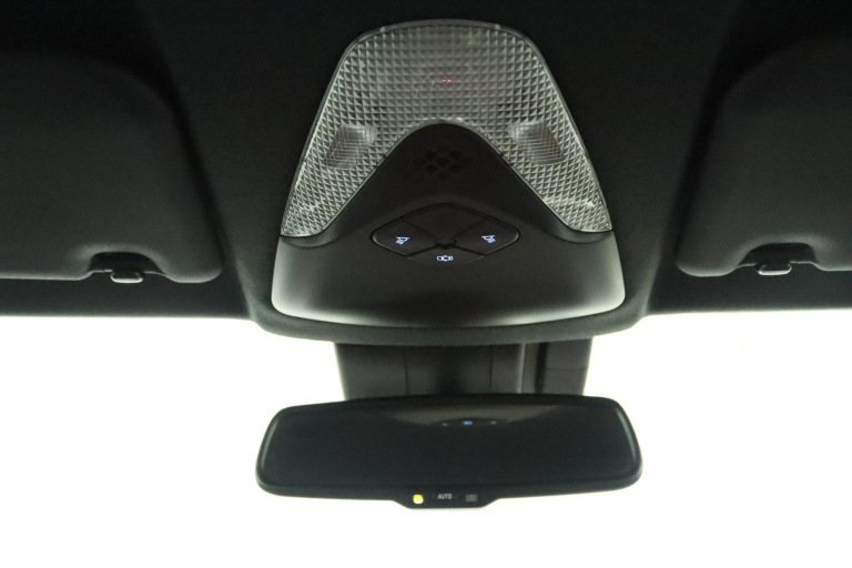 Toyota C-HR - 1.8 Hybrid Premium 33