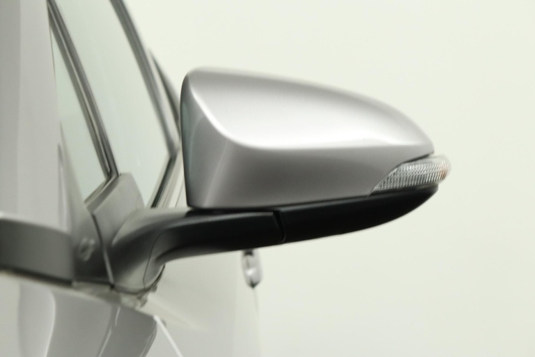 Toyota C-HR - 1.8 Hybrid Premium 37