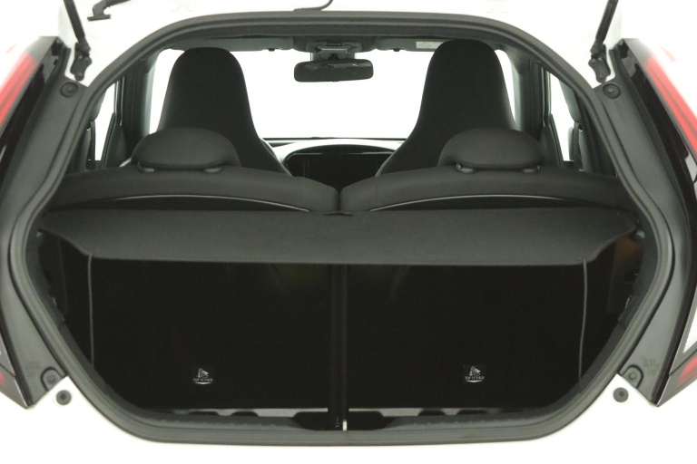 Toyota Aygo X - 1.0 VVT-i MT Play 23