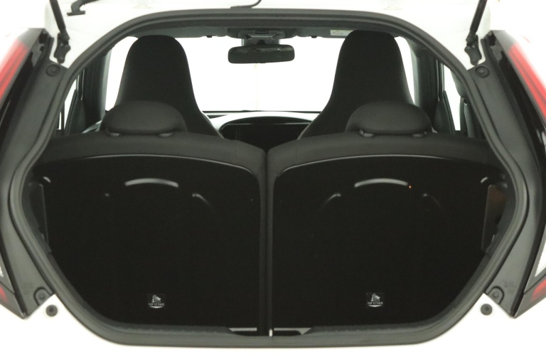 Toyota Aygo X - 1.0 VVT-i MT Play 24