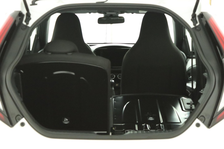 Toyota Aygo X - 1.0 VVT-i MT Play 25