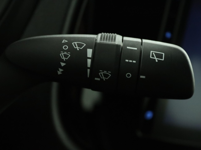 Toyota Aygo X - 1.0 VVT-i MT Play