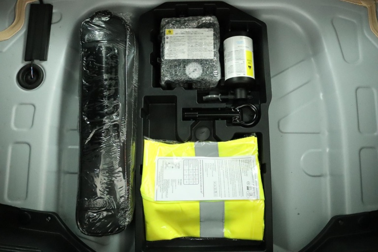 Toyota Aygo X - 1.0 VVT-i MT Play 33