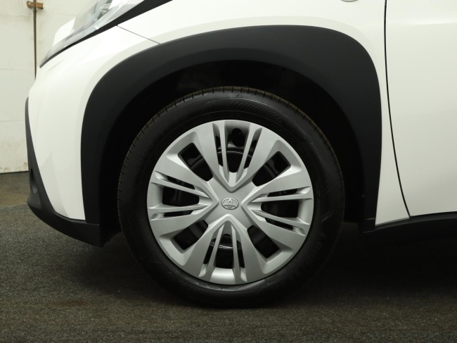 Toyota Aygo X - 1.0 VVT-i MT Play