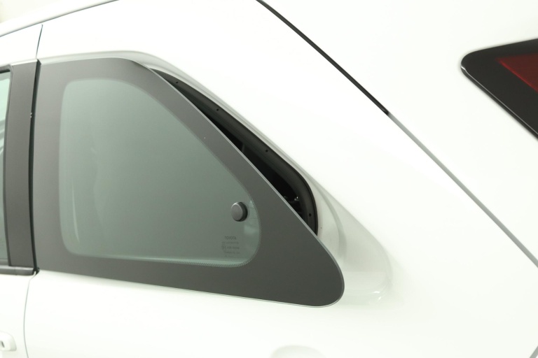 Toyota Aygo X - 1.0 VVT-i MT Play 39