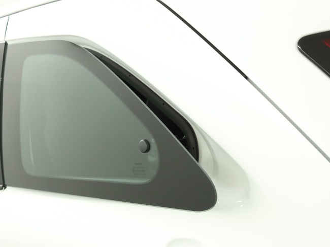 Toyota Aygo X - 1.0 VVT-i MT Play