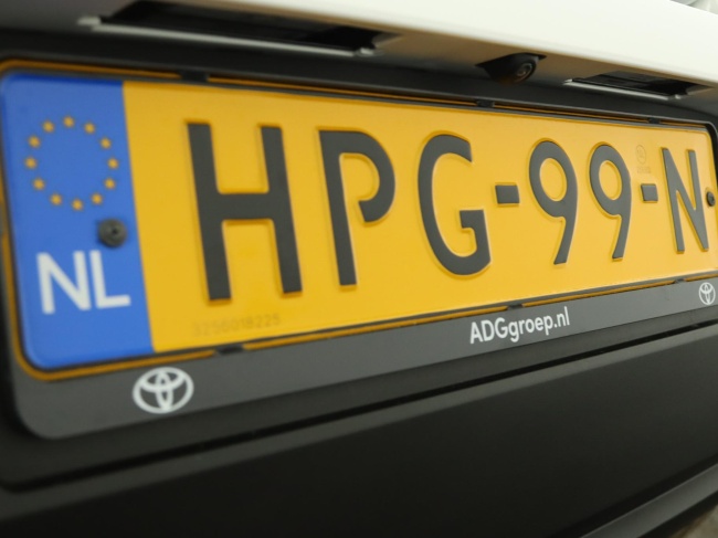 Toyota Aygo X - 1.0 VVT-i MT Play