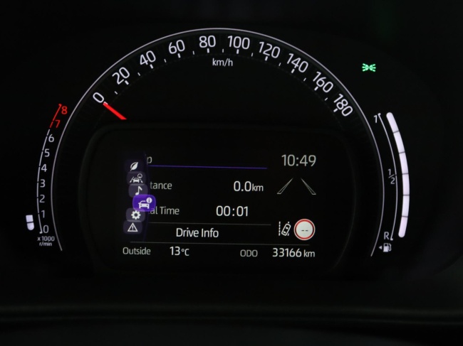 Toyota Aygo X - 1.0 VVT-i MT Play