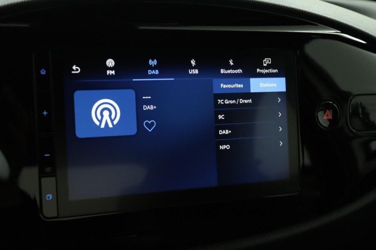 Toyota Aygo X - 1.0 VVT-i MT Play 8