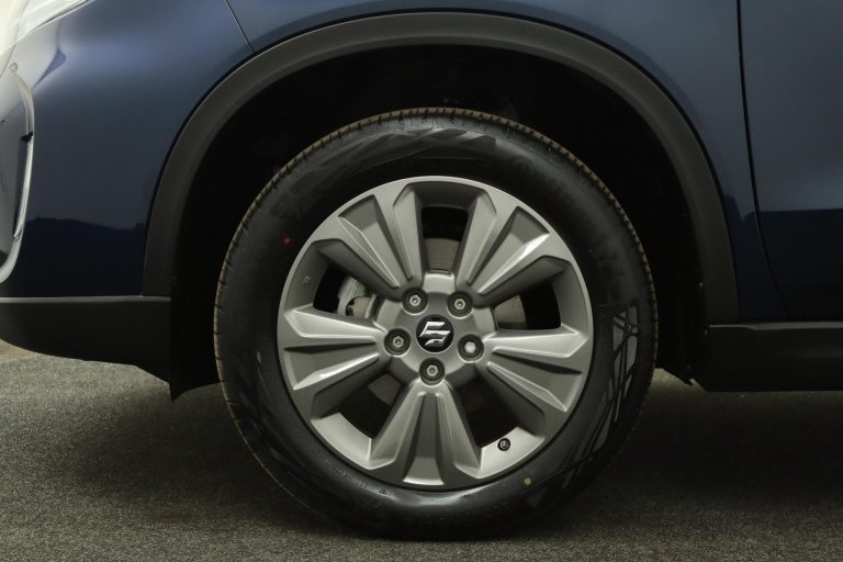 Suzuki Vitara - 1.5 Hybrid Select 36