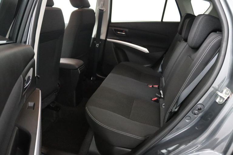 Suzuki S-Cross - 1.4 Boosterjet Select Smart Hybrid 12