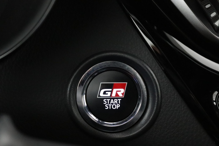 Toyota C-HR - 2.0 Hybrid GR-Sport 21