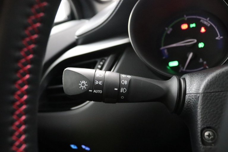 Toyota C-HR - 2.0 Hybrid GR-Sport 23