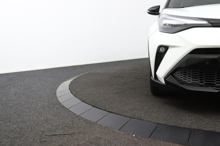 Toyota C-HR - 2.0 Hybrid GR-Sport 36