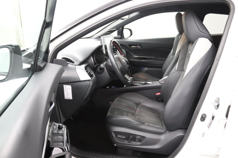 Toyota C-HR - 2.0 Hybrid GR-Sport 9