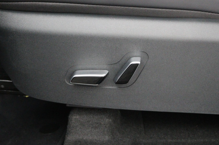 BYD DOLPHIN SURF - Boost 43 kWh 33