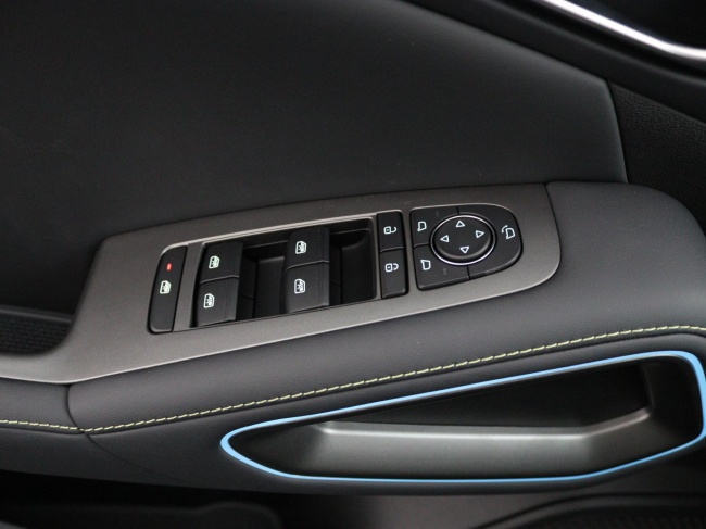 BYD Atto 2 DM-i - Active