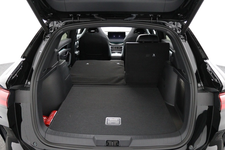 BYD SEAL U - 1.5 DM-i FWD Boost 21