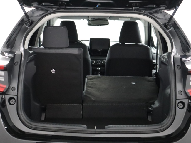 Toyota Yaris - 1.5 VVT-i First Edition