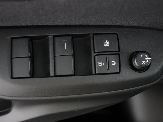 Toyota Yaris - 1.5 VVT-i First Edition