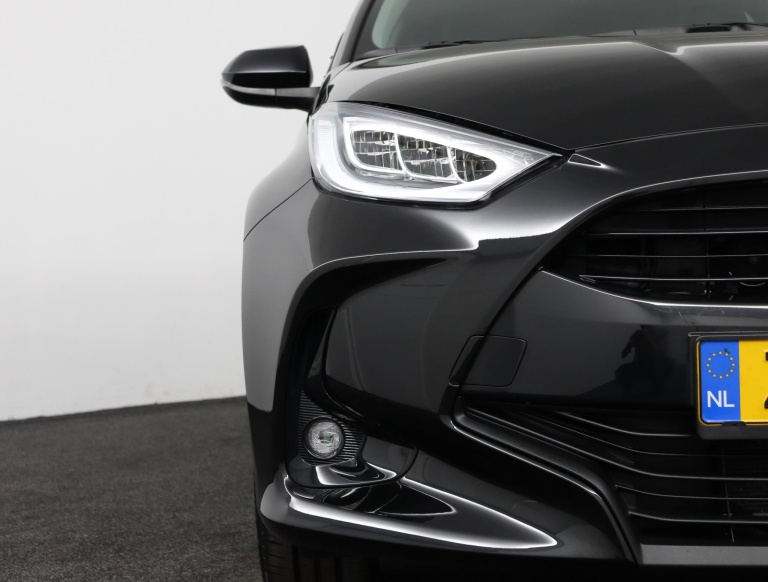 Toyota Yaris - 1.5 VVT-i First Edition 32