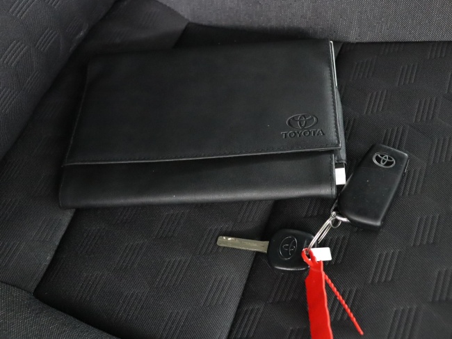 Toyota Yaris - 1.5 VVT-i First Edition