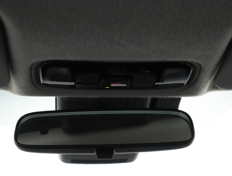 Toyota Yaris - 1.5 Hybrid Dynamic 29