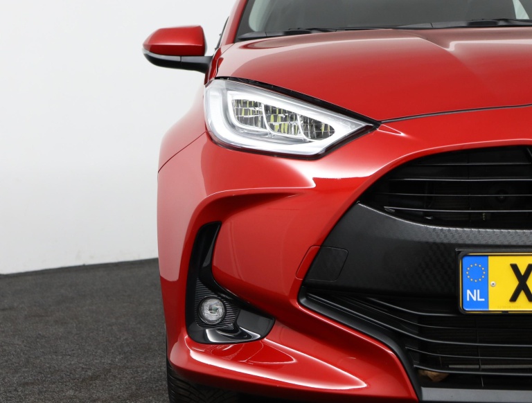 Toyota Yaris - 1.5 Hybrid Dynamic 31
