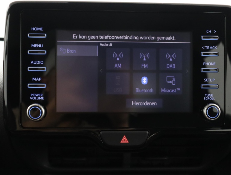 Toyota Yaris - 1.5 Hybrid Dynamic 8