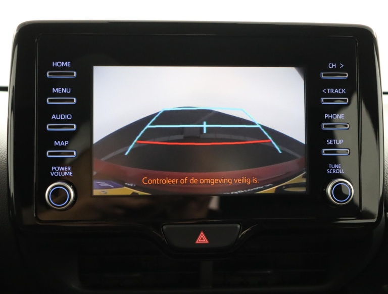 Toyota Yaris - 1.5 Hybrid Dynamic 9