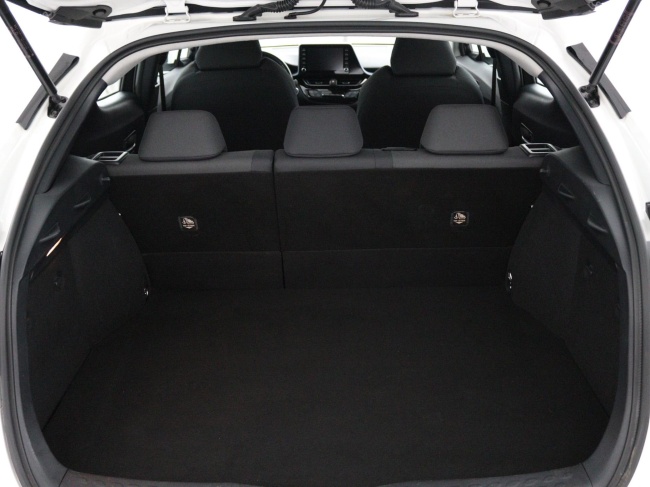 Toyota C-HR - 2.0 Hybrid Dynamic