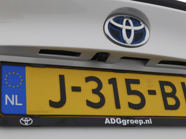 Toyota C-HR - 2.0 Hybrid Dynamic