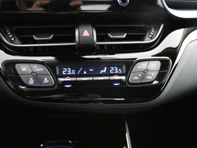 Toyota C-HR - 2.0 Hybrid Dynamic