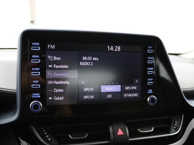 Toyota C-HR - 2.0 Hybrid Dynamic