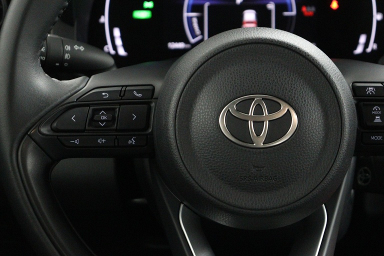 Toyota Yaris Cross - 1.5 Hybrid 115 Active 18