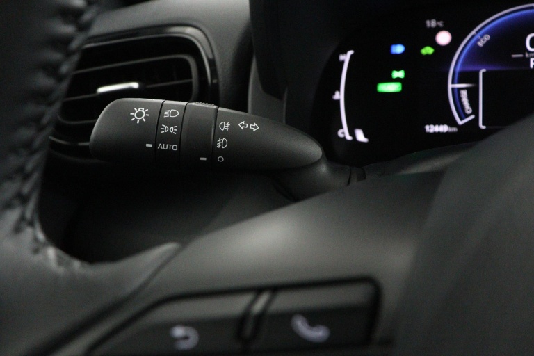 Toyota Yaris Cross - 1.5 Hybrid 115 Active 30