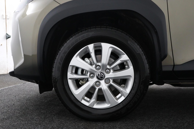 Toyota Yaris Cross - 1.5 Hybrid 115 Active 36