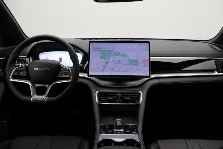 BYD SEAL U - 1.5 DM-i FWD Boost 27