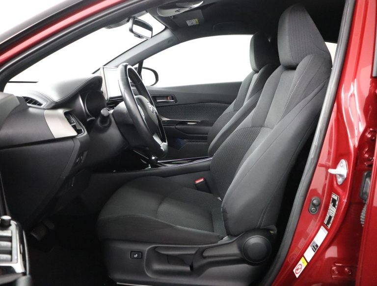 Toyota C-HR - 1.8 Hybrid Dynamic 17