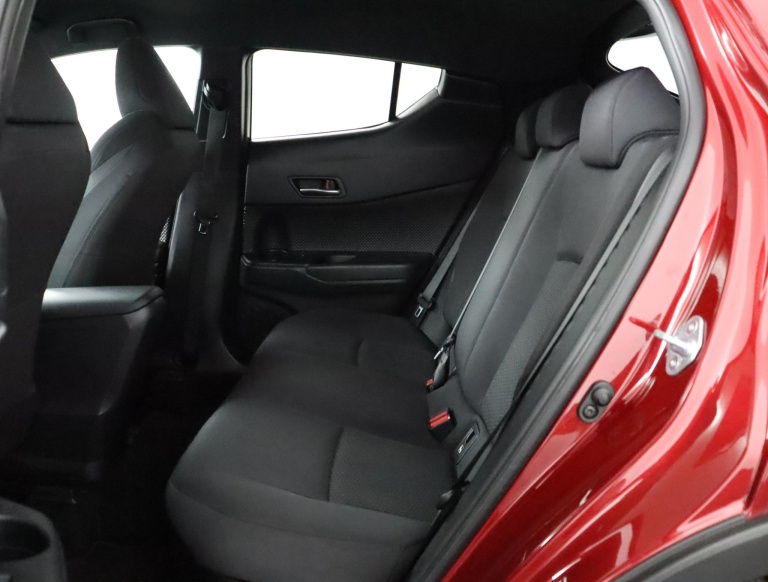 Toyota C-HR - 1.8 Hybrid Dynamic 18