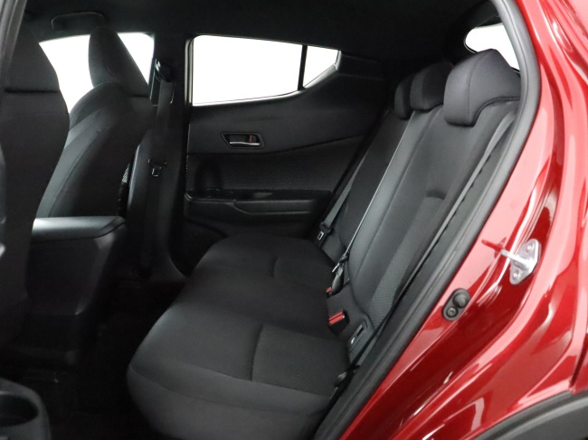 Toyota C-HR - 1.8 Hybrid Dynamic