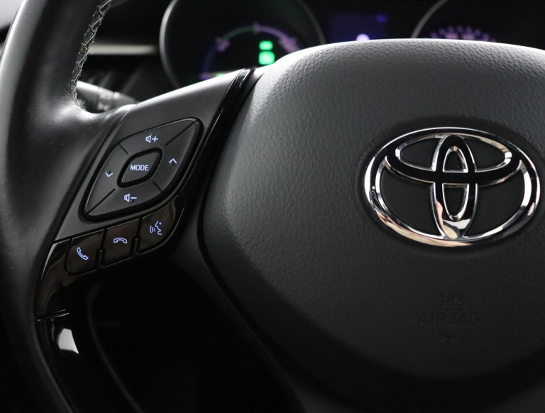Toyota C-HR - 1.8 Hybrid Dynamic 19
