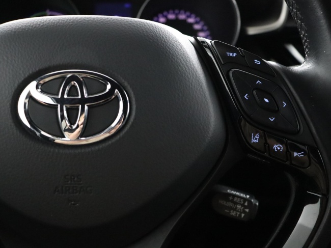 Toyota C-HR - 1.8 Hybrid Dynamic