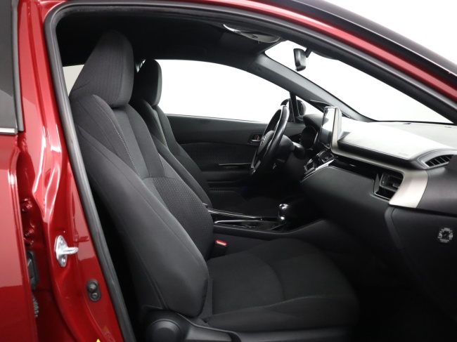 Toyota C-HR - 1.8 Hybrid Dynamic