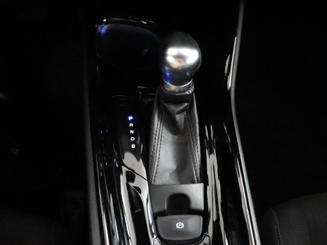 Toyota C-HR - 1.8 Hybrid Dynamic